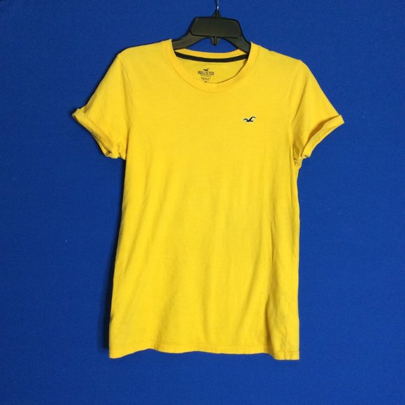 2 Hollister T-Shirts Size Small - Great Condition! - Picture 2 of 4